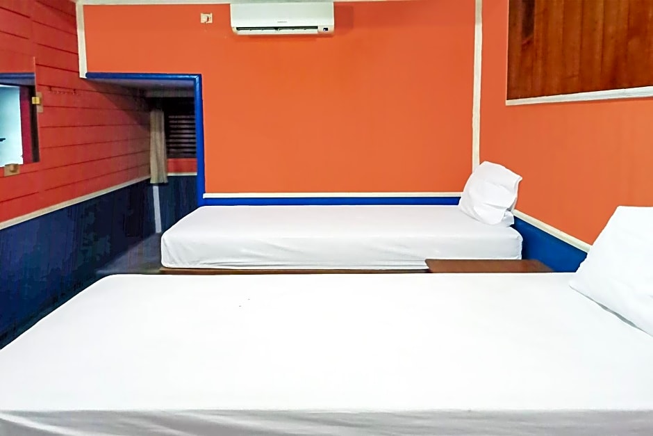 OYO 91768 Hotel Tanjung Permai