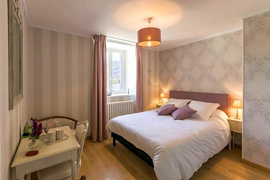 Le Manoir de Placy - Chambres d'Hôtes