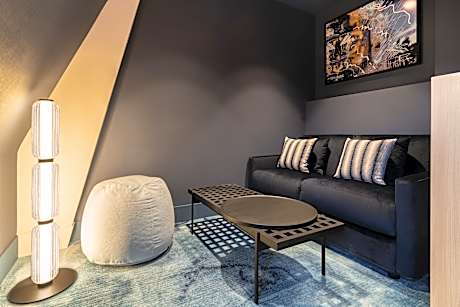 Duplex Junior Suite with Eiffel Tower View