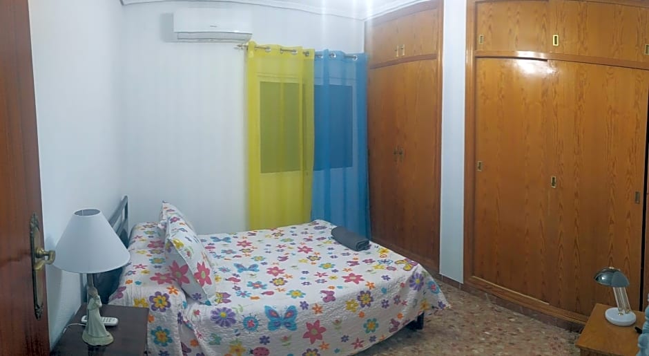 A Beautiful spacious Two Bedroom Apartment CB8EV