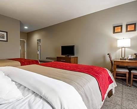 Queen Room with Two Queen Beds - Non-Smoking