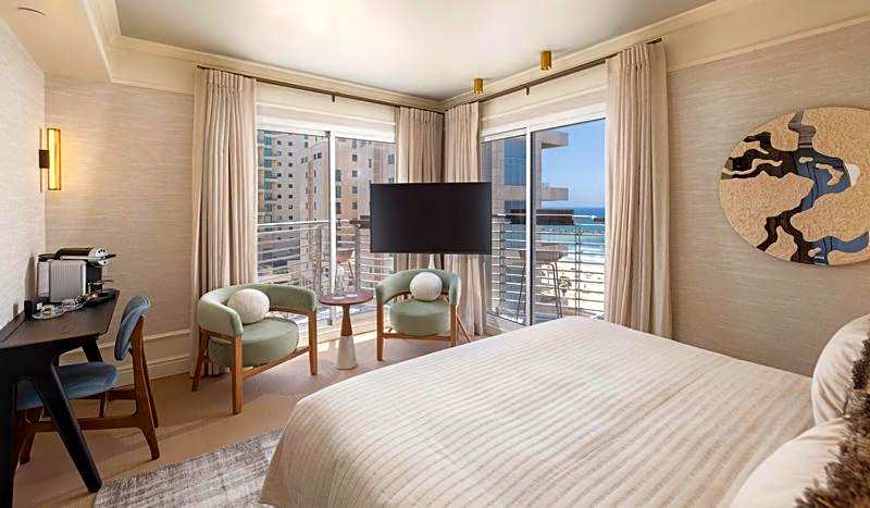 Photo 1 of 15 of Studio, Sea View