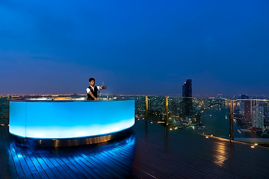 Tower Club At Lebua
