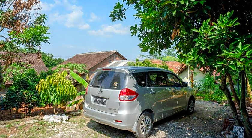 RedDoorz @ Jalan Raya Kaliwungu Selatan Kendal