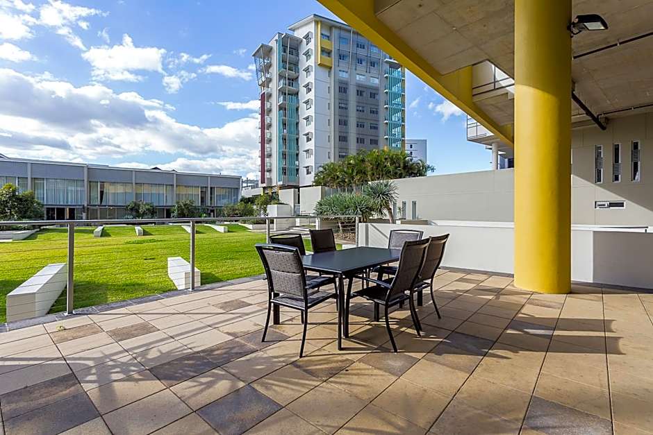 Oxygen Apartments