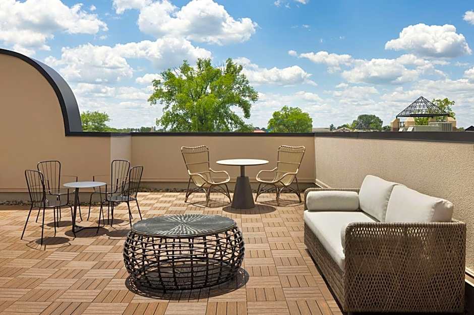 DoubleTree By Hilton Guest Suites Lexington