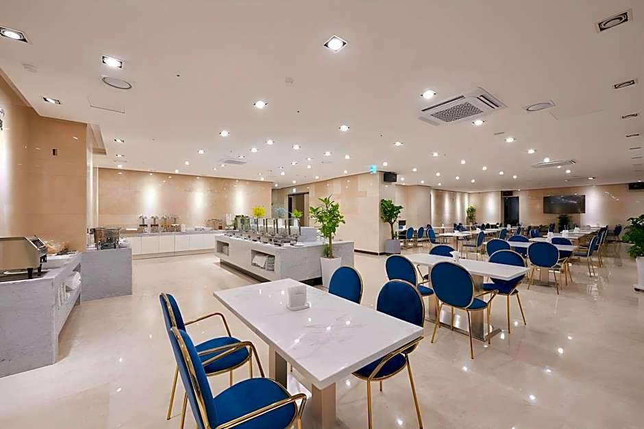 CS Hotel