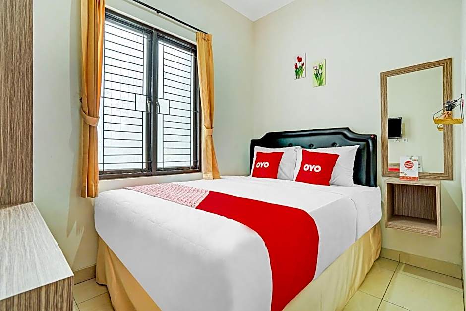 OYO Life 90211 I-sidji Inn