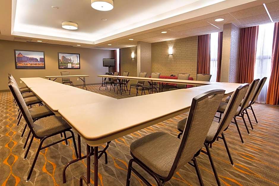 Drury Inn & Suites Greensboro