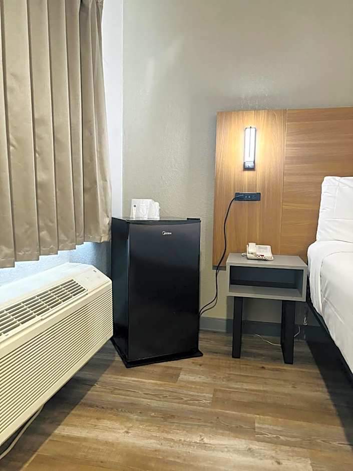 Motel 6-Santa Ana, CA