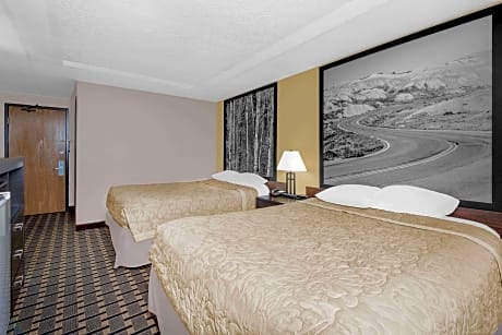 2 Queen Beds Non-Smoking