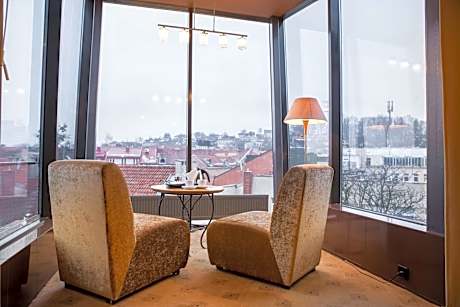 Two Room King Suite