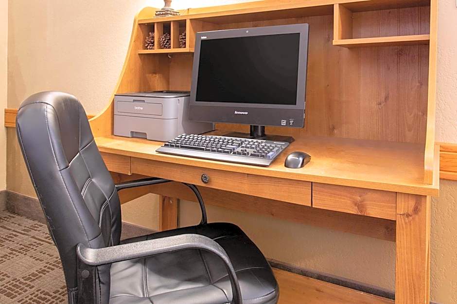 AmericInn by Wyndham Calumet