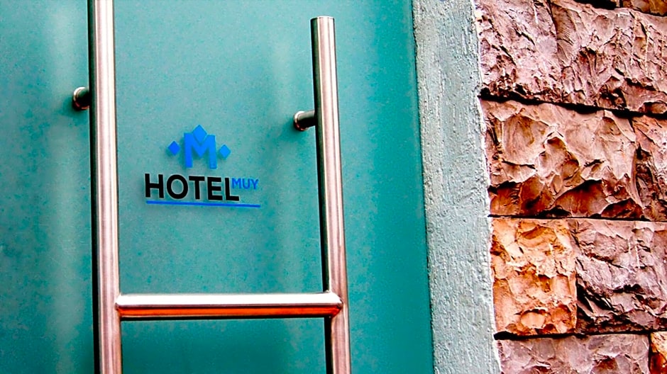 Hotel Muy