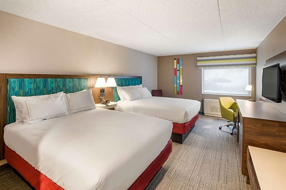 Hampton Inn By Hilton & Suites Houghton