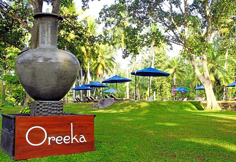 Oreeka Hotels (Katunayake Airport Hotel)