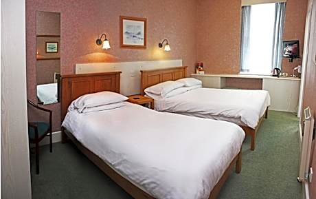 Twin Room with Shared Bathroom