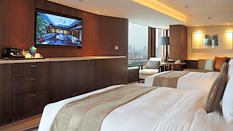 Deluxe Twin Room with City View
