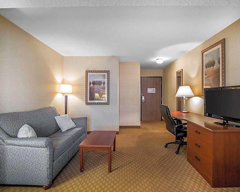 Rodeway Inn & Suites Salina South