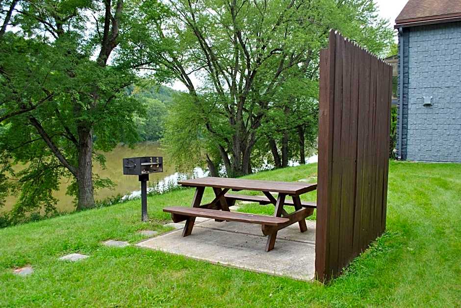 Best Western Owego Inn