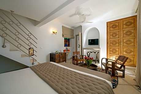 Junior Suite (2 Adults)