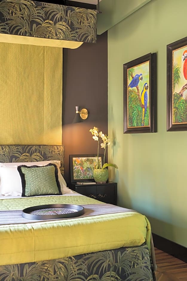 Velona's Jungle Luxury Suites