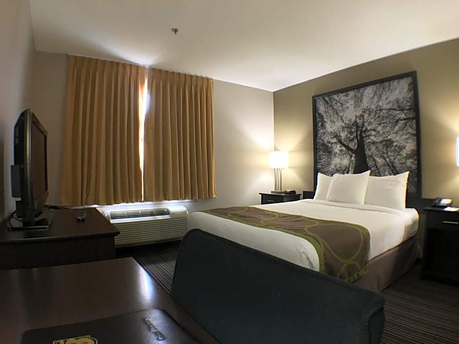 Super 8 by Wyndham Kapuskasing