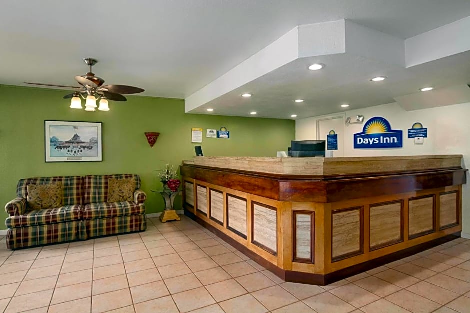 Days Inn by Wyndham Port Royal/near Parris Island