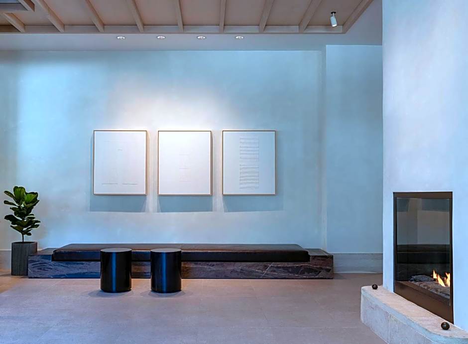 Kimpton Claret Hotel By IHG