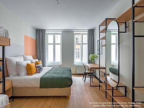 Large 3 Bedroom Apartment with Sofa Bed