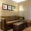 Comfort Inn & Suites At CrossPlex Village