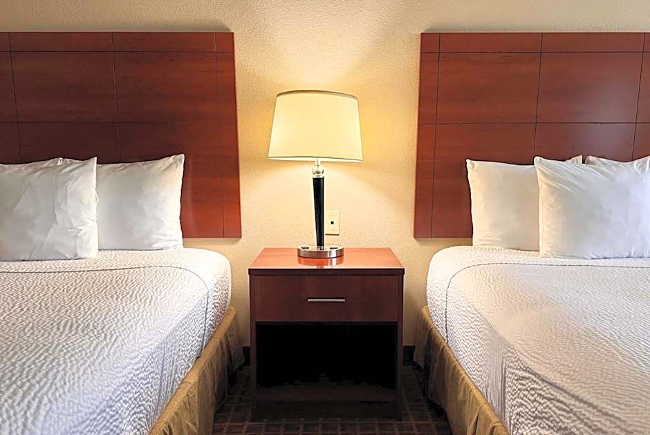 Ramada by Wyndham College Station