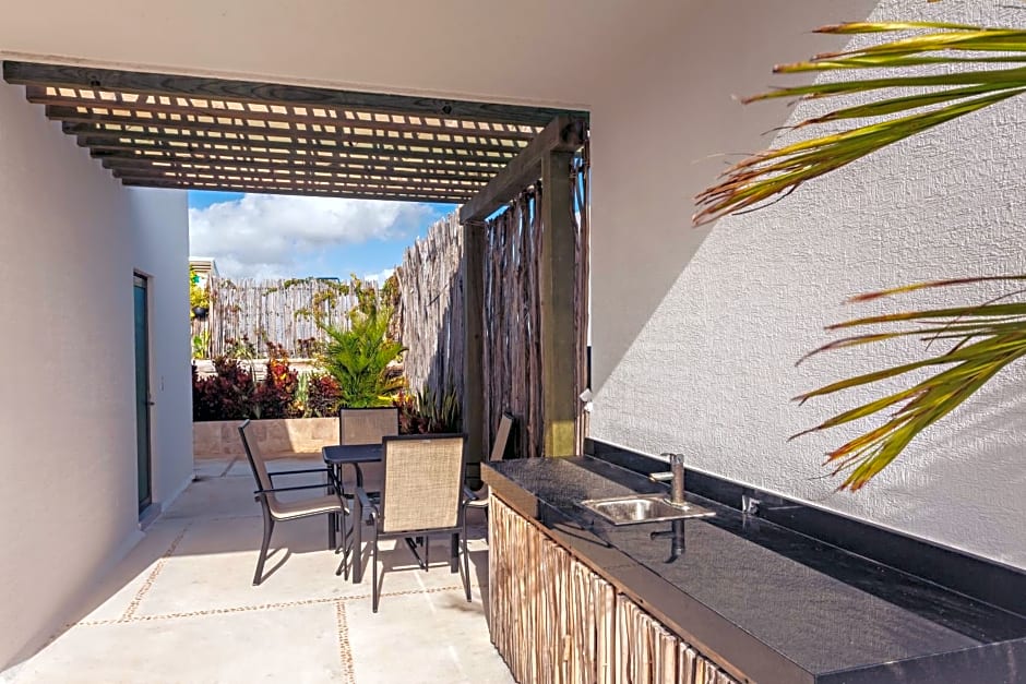 Mararena Condos by Nah Hotels
