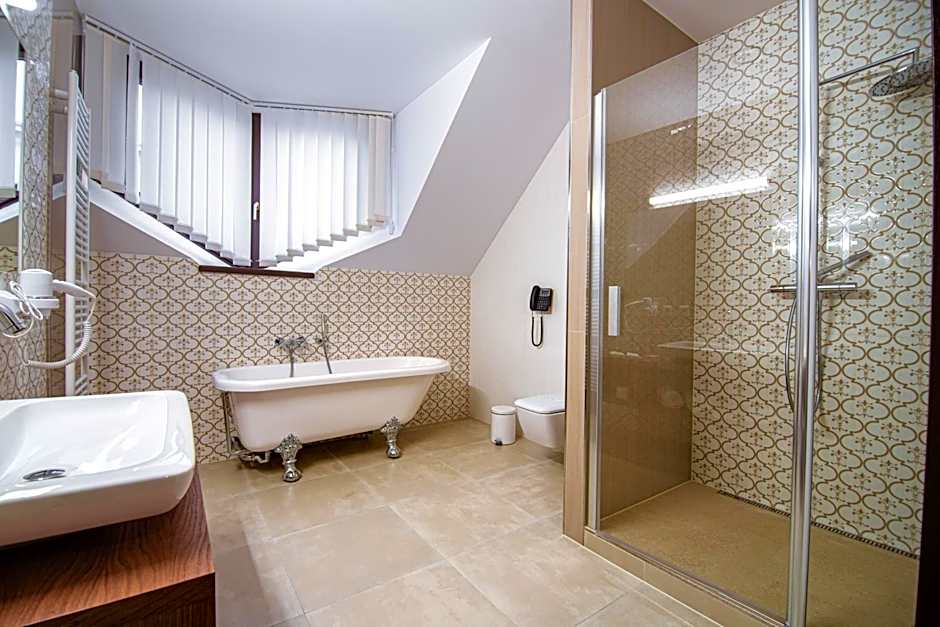 Hotel Michael's Palace