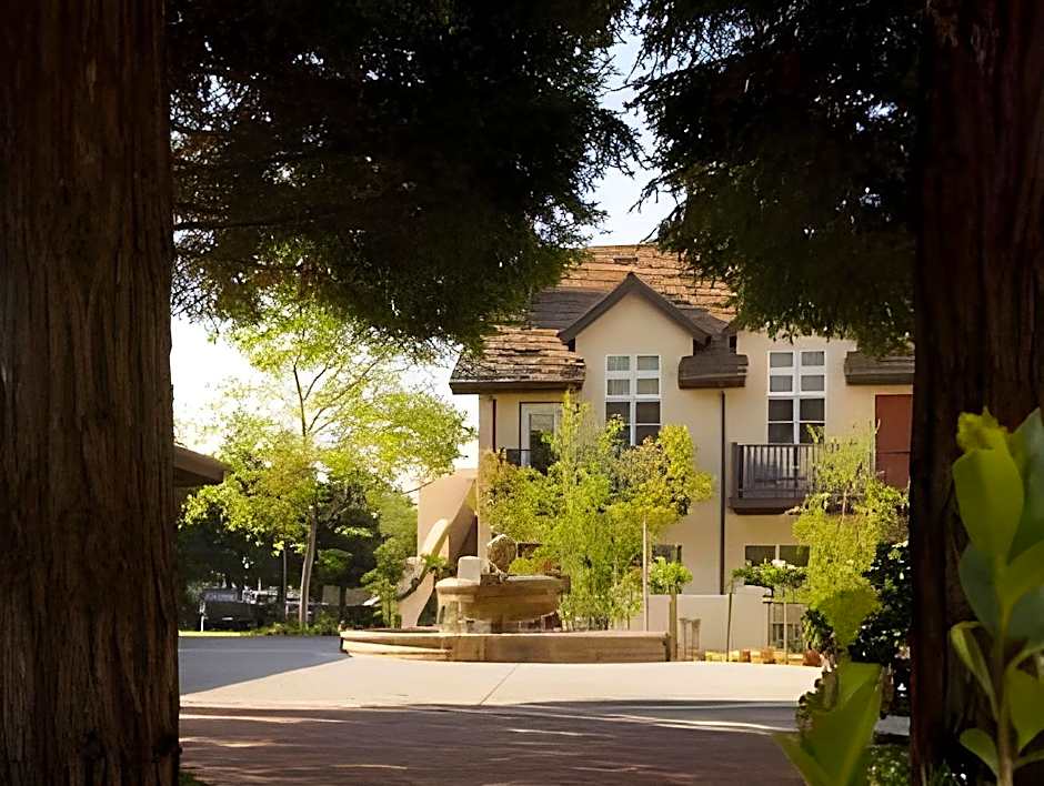 Harvest Inn