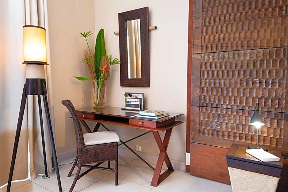 EAST KEYS - East Lagoon Suites