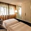 Hidalgo Suites