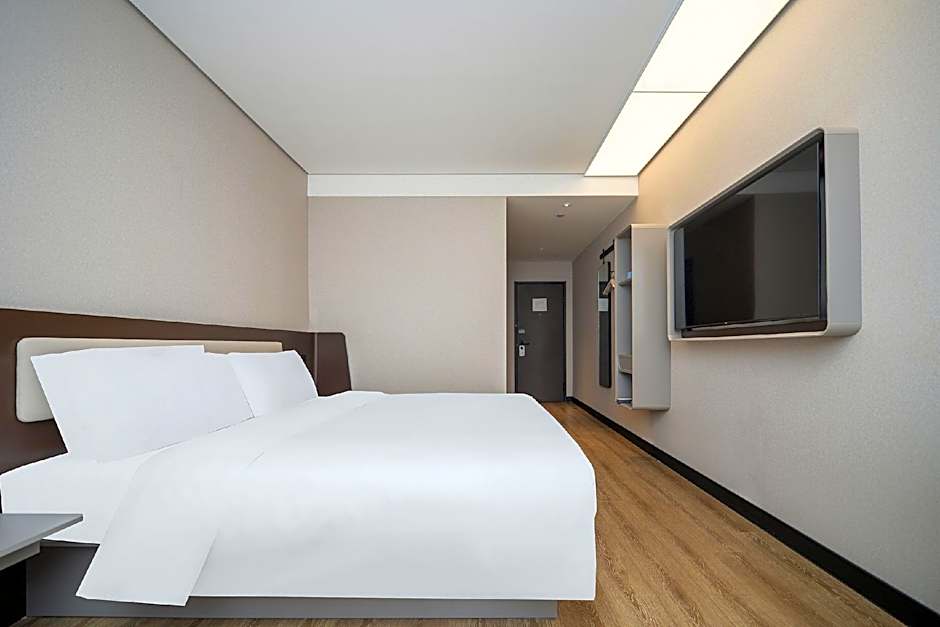Hanting Hotel Changshu Wanda Plaza