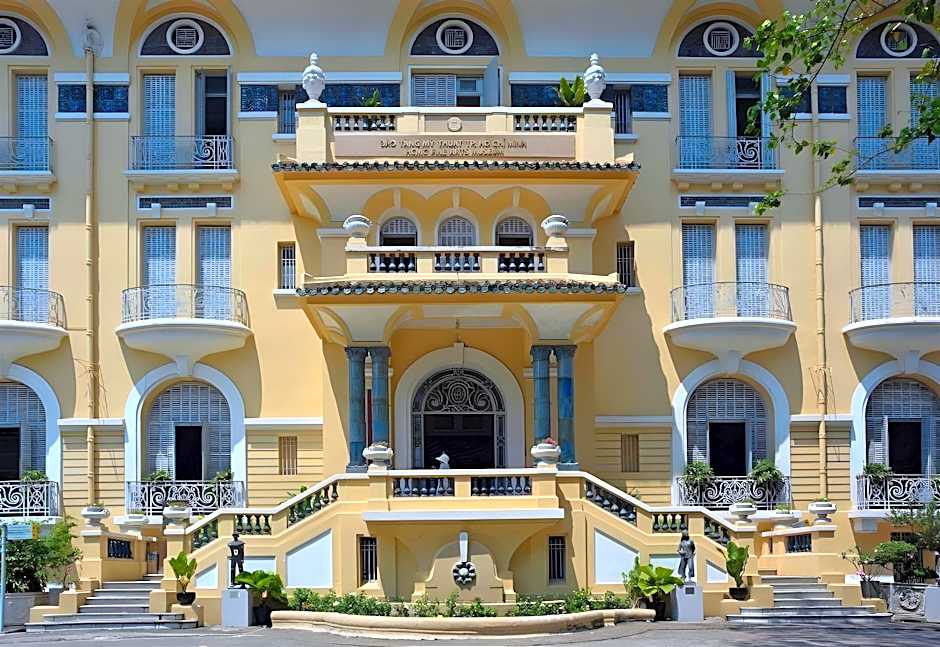 The One Premium Hotel