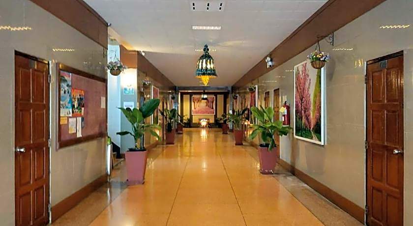 Suriwong Chumphon Hotel