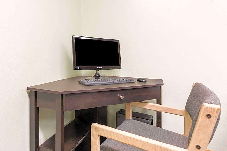 Super 8 by Wyndham Estherville