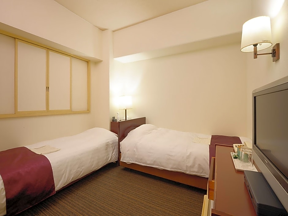 Ueda Plaza Hotel
