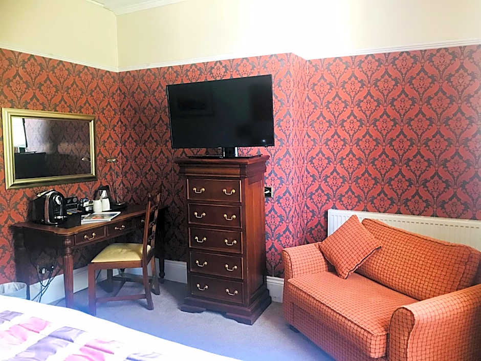 Clarence Court Hotel