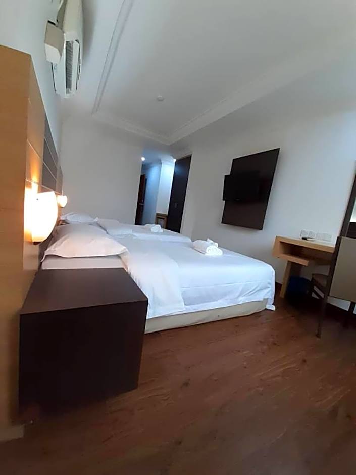SARA HOTEL