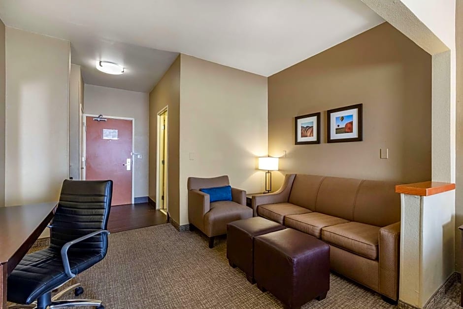 Comfort Inn And Suites Waterloo