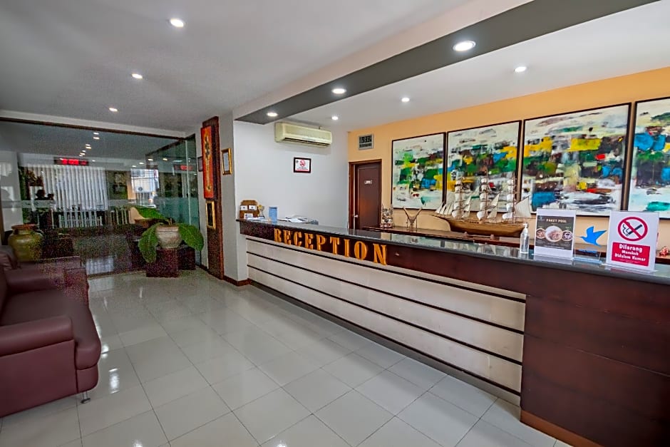 Grand Santhi Hotel
