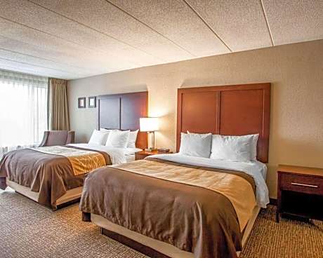 2 Queen Beds, Efficiency, Suite, Nonsmoking, Upgrade