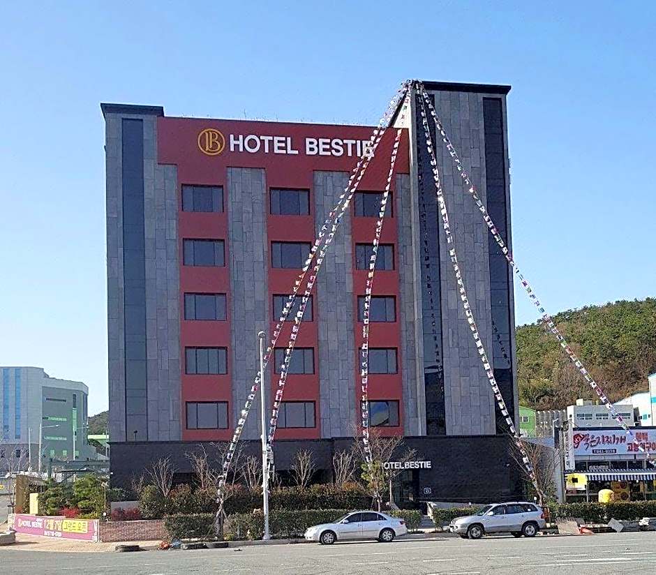 Bestie Hotel