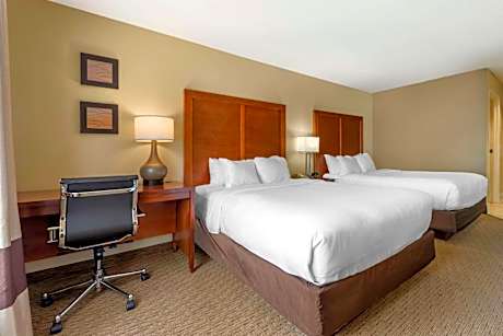 Queen Room with Two Queen Beds - Accessible/Non-Smoking