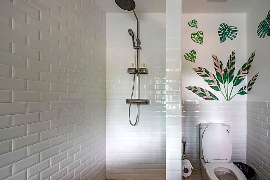 By The Sea Koh Mak Boutique Guesthouse